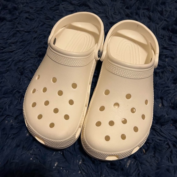 Men’s White Clogs - Picture 1 of 3